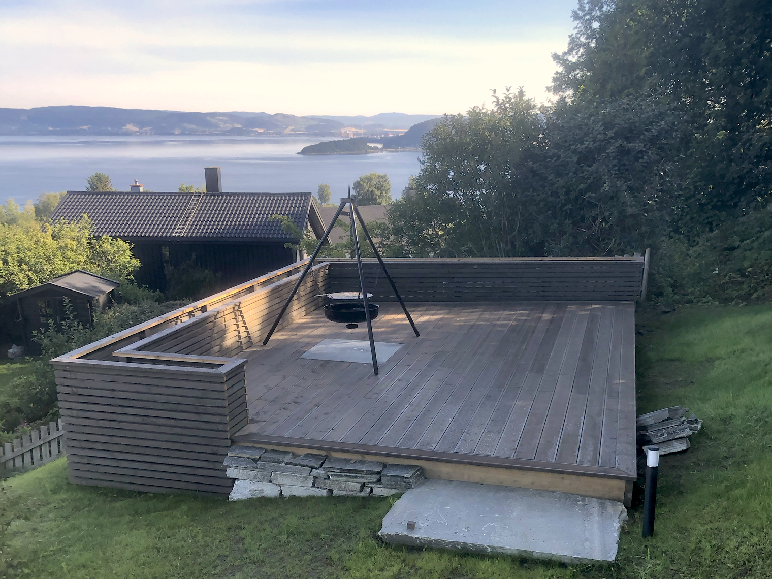 Skrøvseth Bygg - Snekker i Levanger som kan bygge ny terrasse eller platt for deg